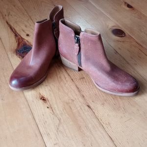 Clark ankle boots nwt
